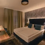玫瑰酒店及餐厅 比蒂希海姆-比辛根