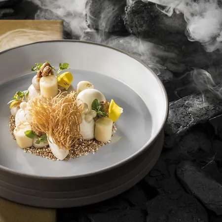 ＆ レストラン ローズ ホテル